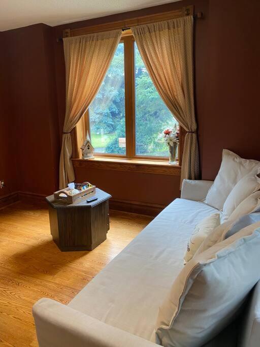 Farmhouse Guest Suite, Pool, Hot Tub, Horses Midhurst ภายนอก รูปภาพ